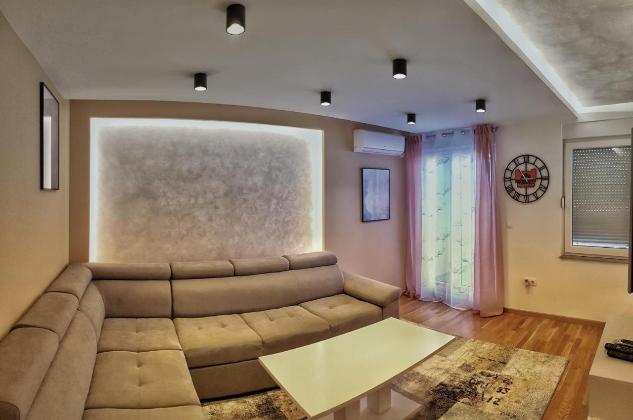 Sun Valley Apartments Mostar Buitenkant foto
