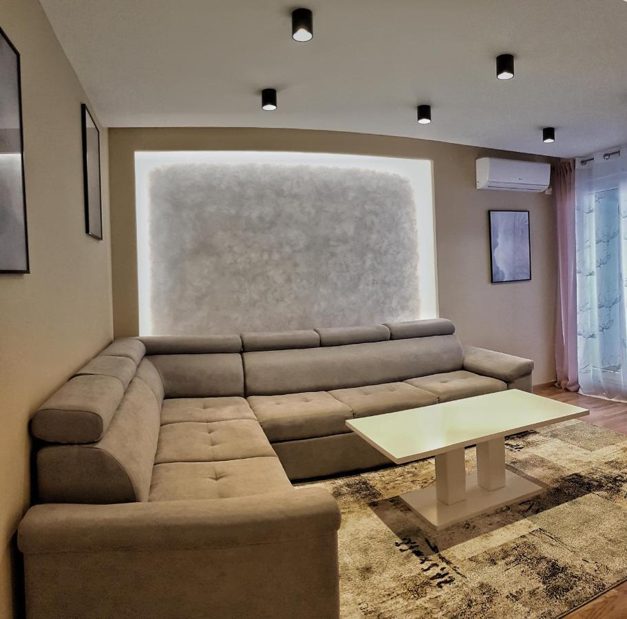 Sun Valley Apartments Mostar Buitenkant foto